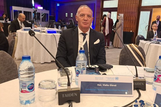 Посланик у Представничком дому и замјеник предсједавајуће Делегације ПСБиХ у ПАМ Влатко Главаш учествује у Аману на Парламентарном курсу за спречавање употребе вјештачке интелигенције у сврхе тероризма и насилног екстремизма